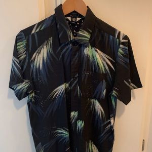 Volcom Hawaiian Print Shirt